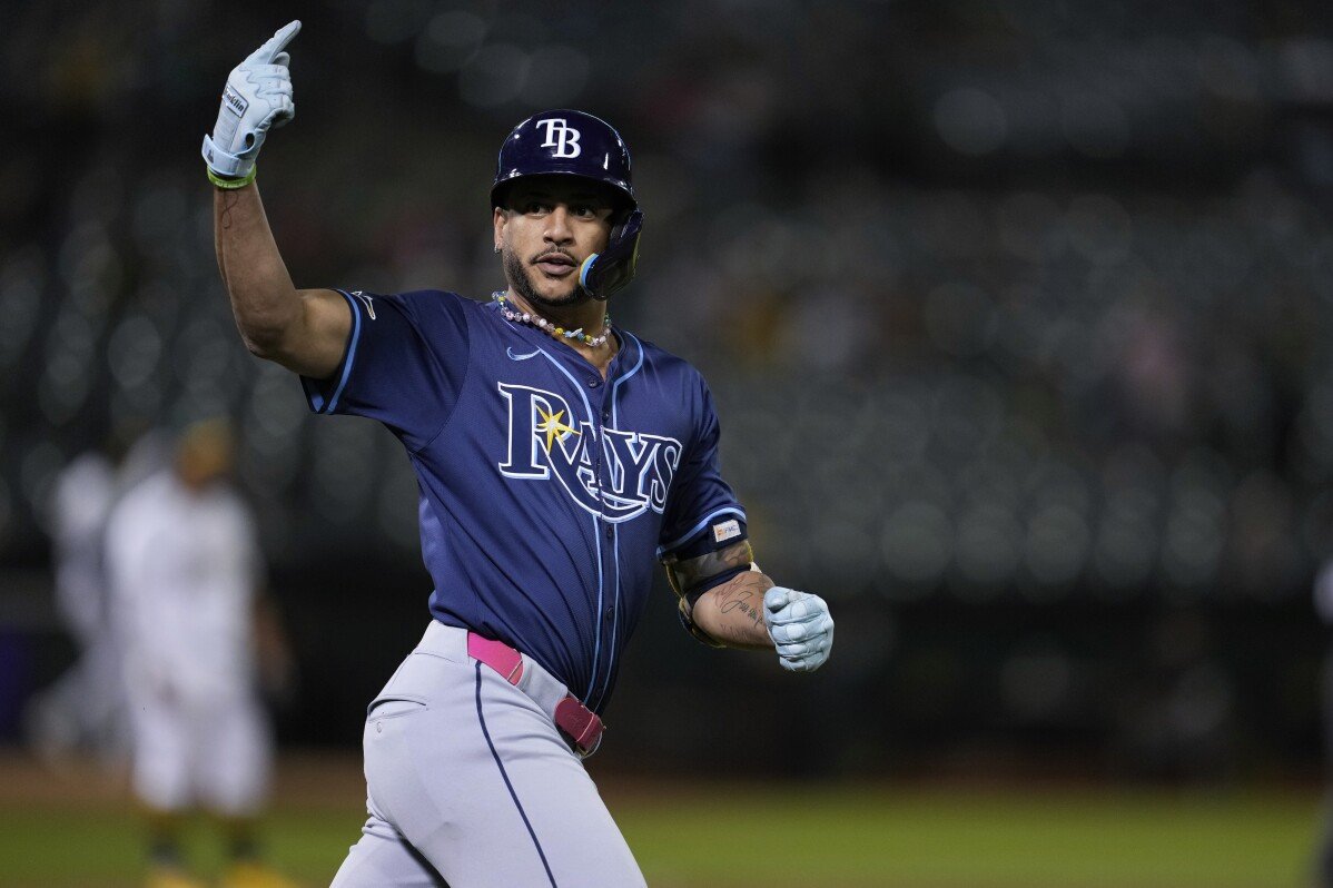 Siri mencatat home run untuk menghentikan permainan tanpa skor, membantu Baz meraih kemenangan pertama dalam dua tahun saat Rays mengalahkan A's 1-0